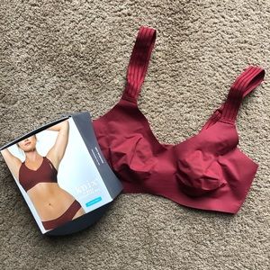 Knix V-neck Evolution Bra in Tibetan red